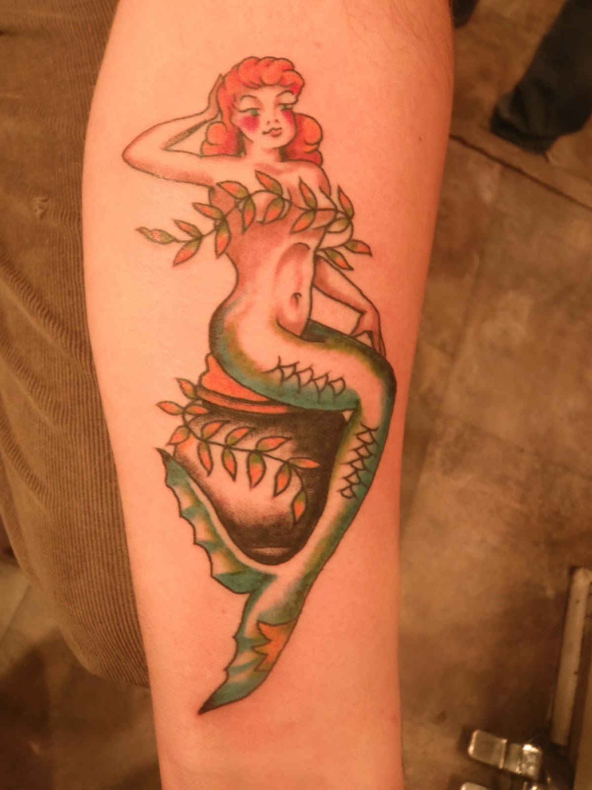 Attractive Pin Up Mermaid Tattoo Design For Sleeve