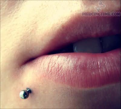 Awesome Silver Stud Side Labret Piercing
