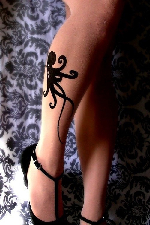 Black Octopus Tattoo On Girl Right Leg