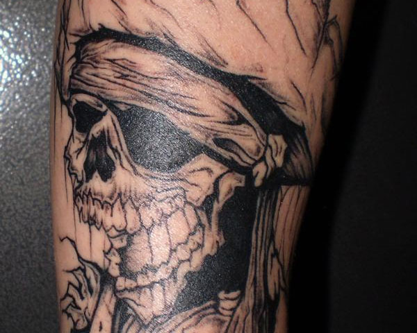 Classic Black Ink Pirate Skull Tattoo Design For Half Sleeve