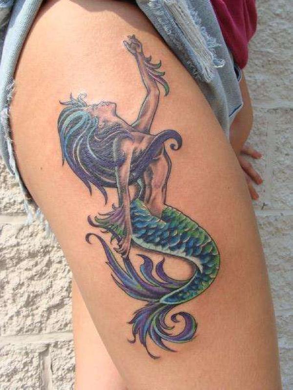 Cool Pin Up Mermaid Tattoo On Right Side Thigh