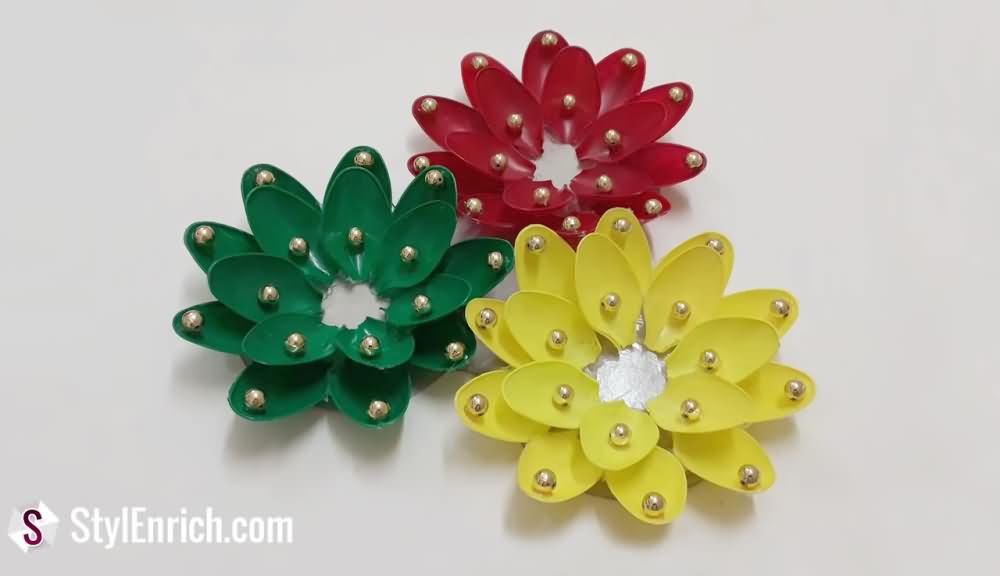 Decorative Diwali Diyas from Plastic Spoons (8)