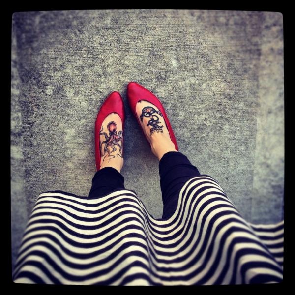 Impressive Octopus And Anchor Tattoo On Girl Feet