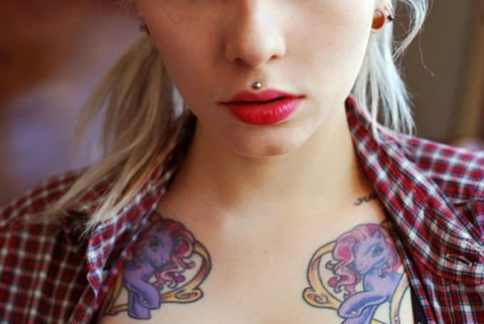 Sexy Girl With Simple Medusa Piercing
