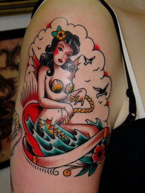 Traditional Pin Up Mermaid Tattoo On Right Half Sleeve