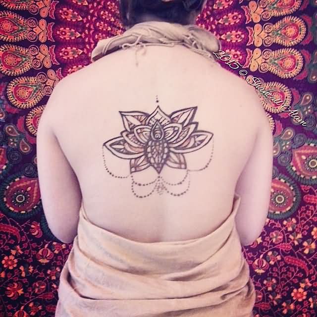Amazing Henna Lotus Tattoo On Girl Upper Back