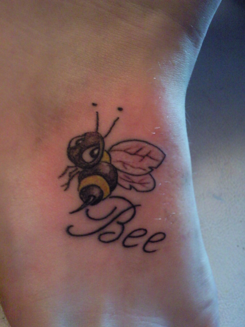 Bee - Traditional Bumblebee Tattoo On Right Foot