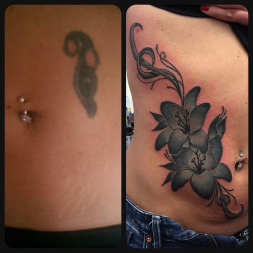 Black Ink Lily Cover Up Tattoo On Right Side Rib