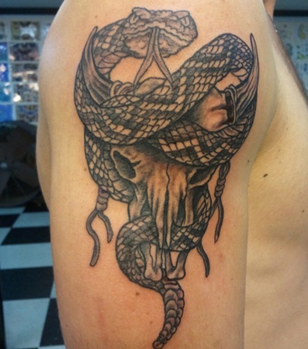 Black Ink Rattlesnake Tattoo On Right Shoulder