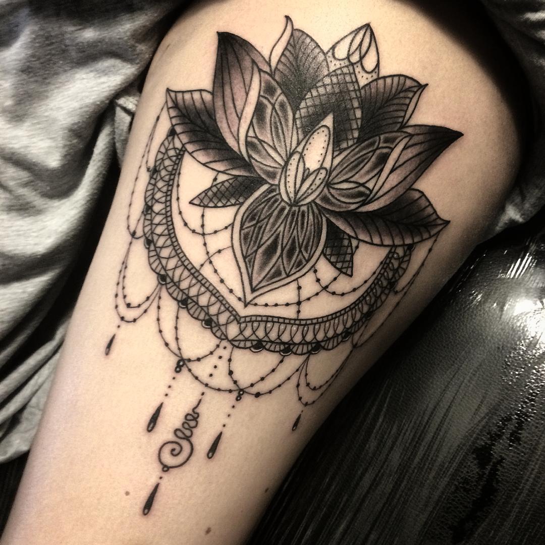 Classic Black Ink Lotus Flower Tattoo On Thigh