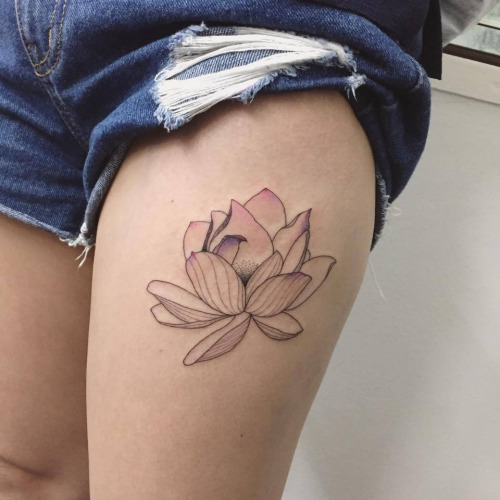 Classic Lotus Flower Tattoo On Left Thigh