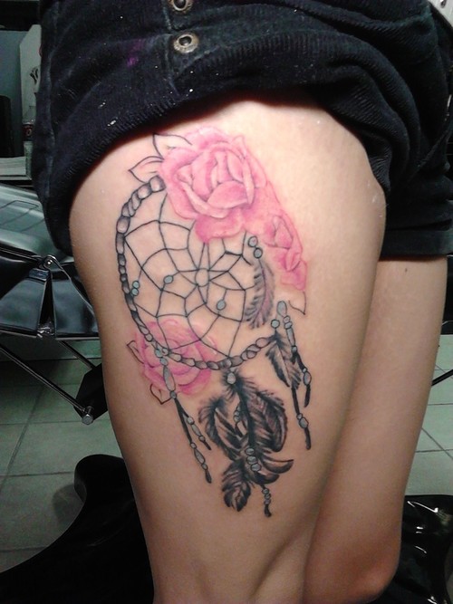 Cute Pink Roses And Dreamcatcher Tattoo On Thigh