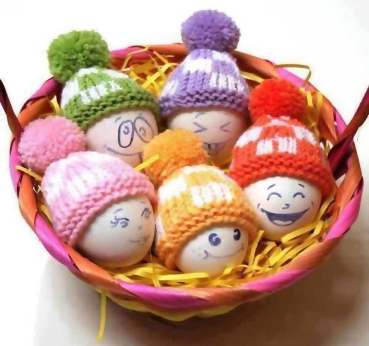 Funny Eggs Wearing Woolen Caps Funny Picture