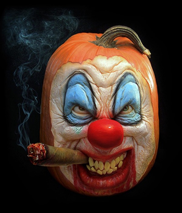 Funny Scary Clown Face Pumpkin