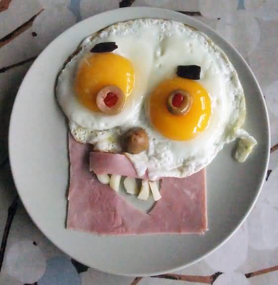 Funny Scary Egg Omelete Face Picture