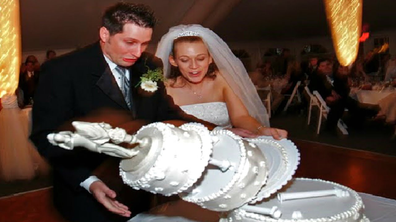 Funny Wedding Cake Fail