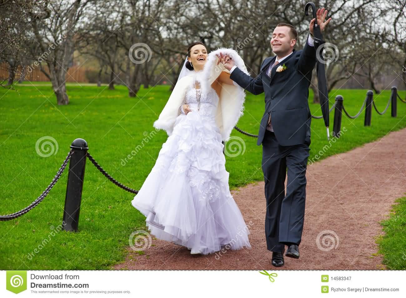 Funny Wedding Walk