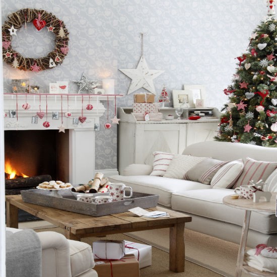 Living Room Christmas Decoration Idea