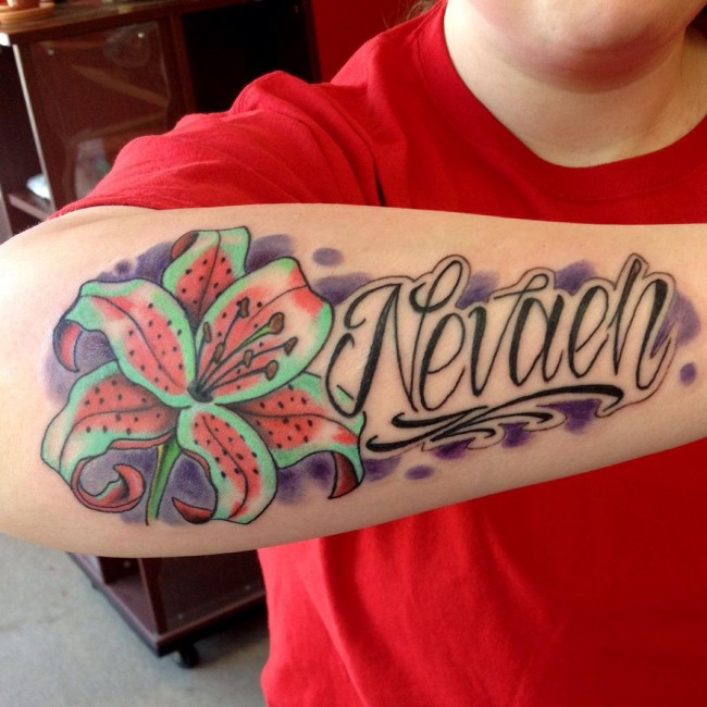 Nice Watercolor Tattoo On Right Arm