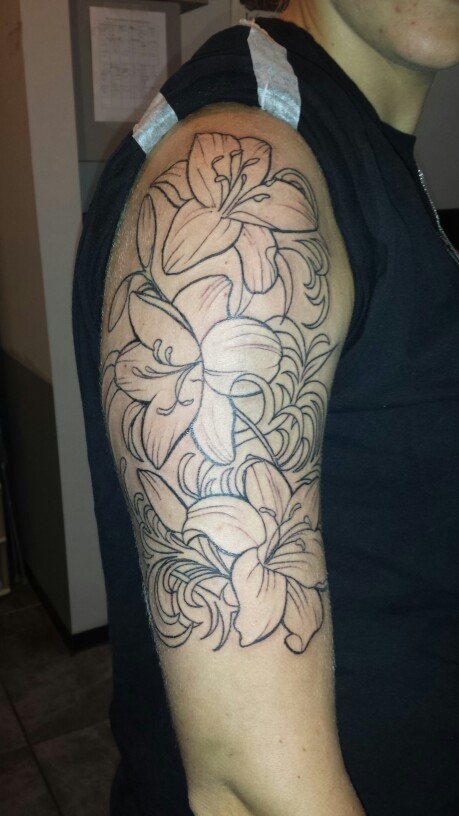Outline Lily Flowers Tattoo On Right Half Sleeve