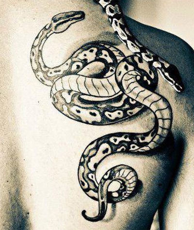 Wonderful Black Ink 3D Snake Tattoo On Man Right Back Shoulder