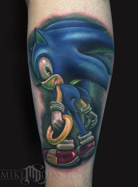 Amazing Cool Sonic Tattoo On Leg By Mike Devries