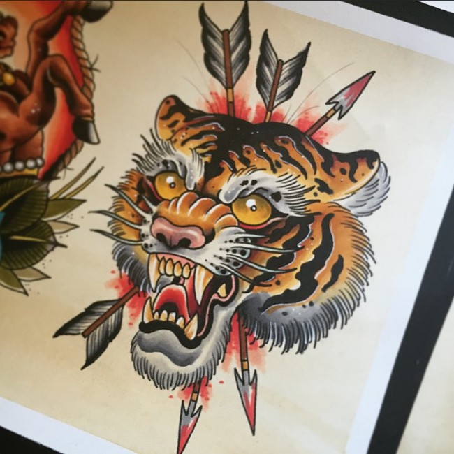 Arrows Pierced In Tiger Head Tattoo Design