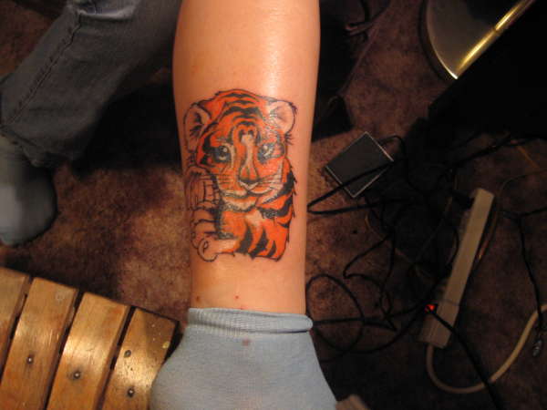 Baby Tiger Tattoo On Side Leg