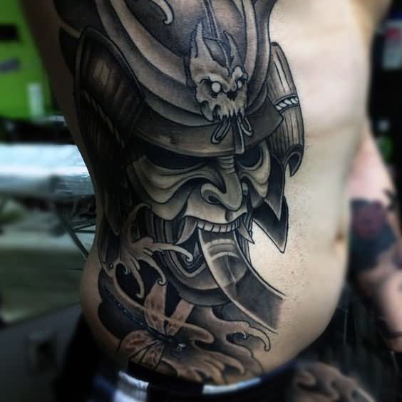 Black And Grey 3D Samurai Skull Tattoo On Man Right Side Rib