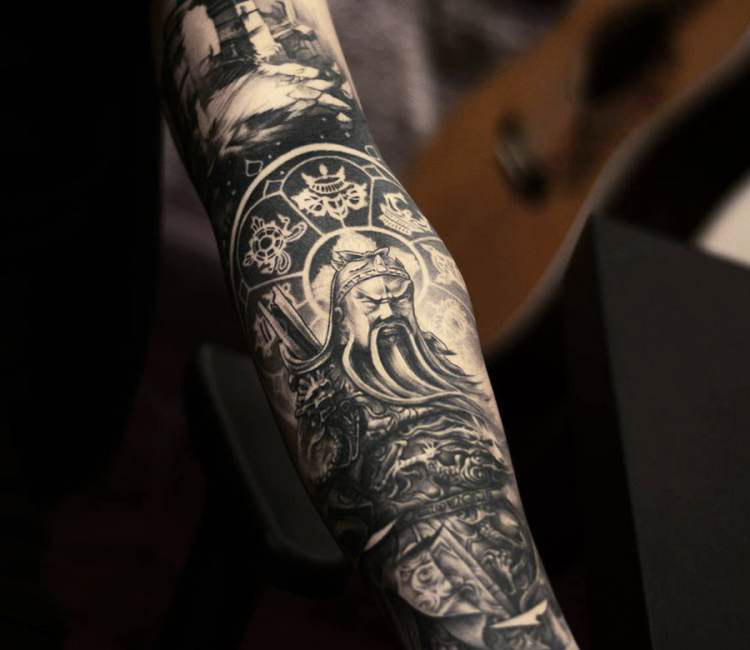 Black And Grey Samurai Tattoo Design For Forearm By Oscar Akermo