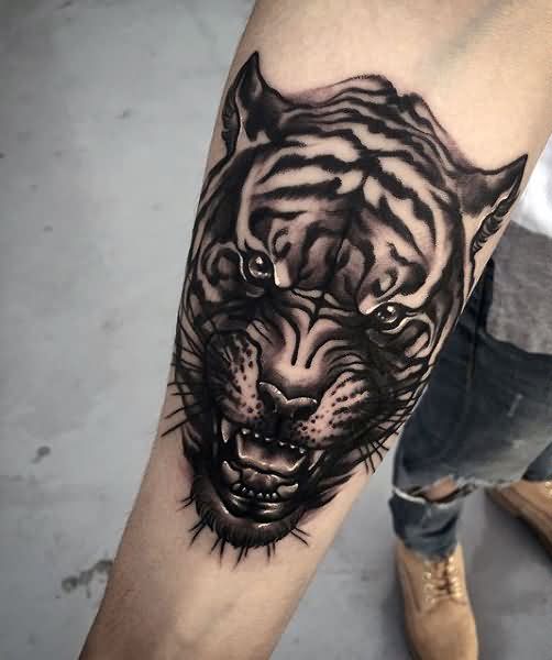 Black And Grey Tiger Head Tattoo On Right Forearm