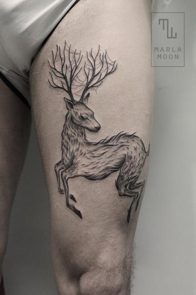 Deer Tattoo On Left Thigh For Men