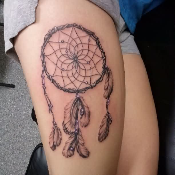 Grey Ink Simple Dreamcatcher Tattoo On Right Thigh