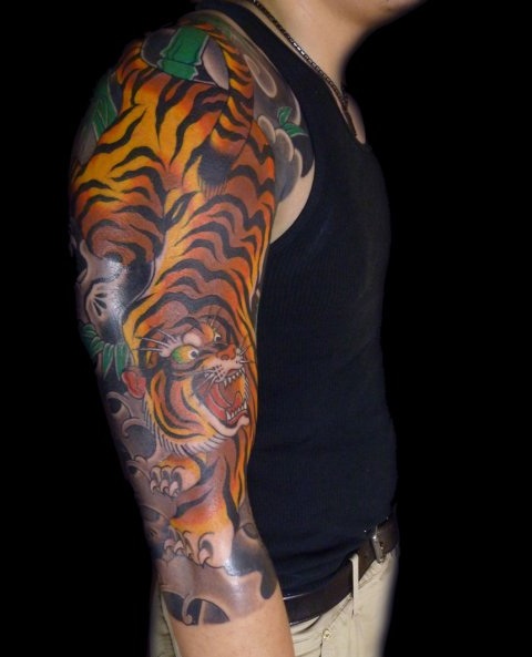 Guy With Tiger Tattoo On Full Sleeve
