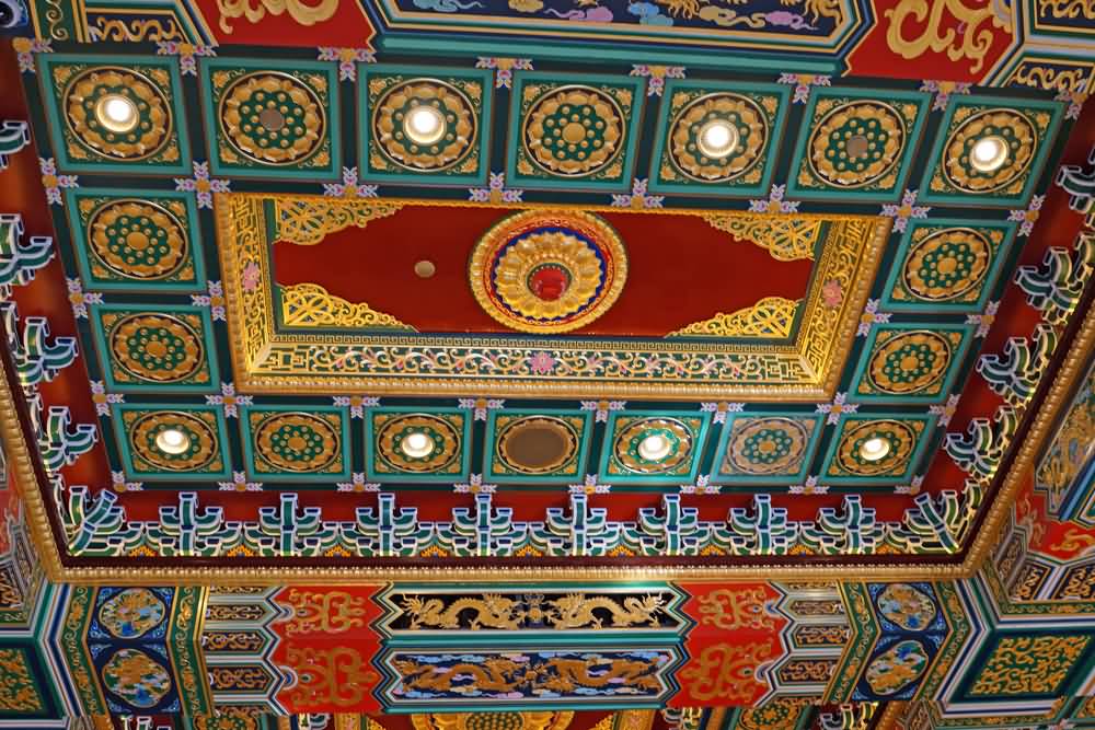 Incredible Roof Art Work Inside Po Lin Monastery