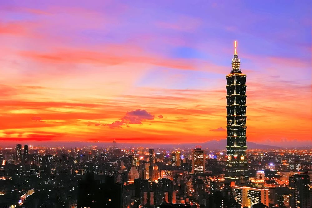 Incredible Scenic View Of The Taipei 101 Tower