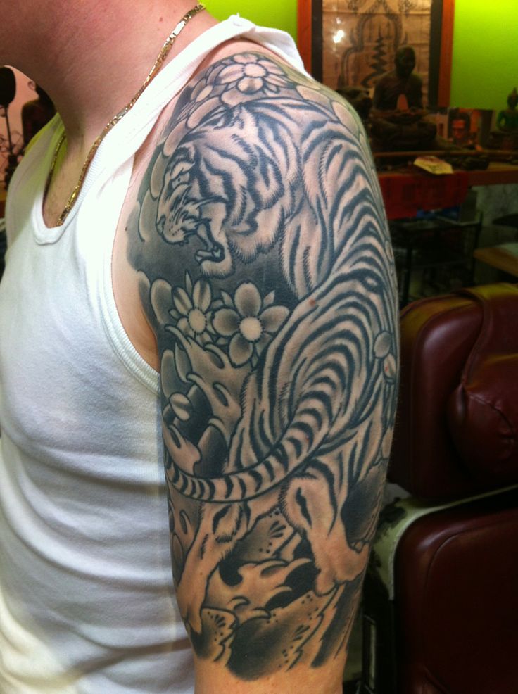 Man Left Half Sleeve Grey And Black Tiger Tattoo