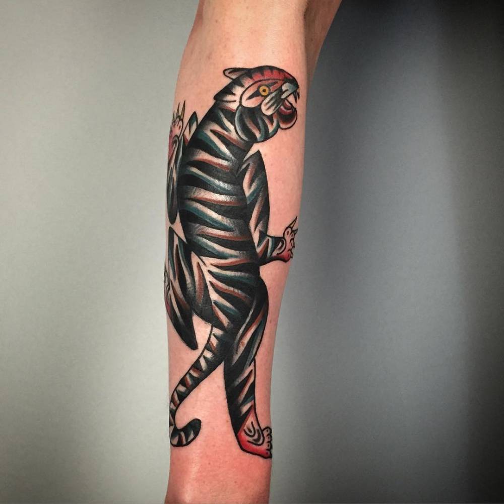 Nice Right Forearm Tiger Tattoo