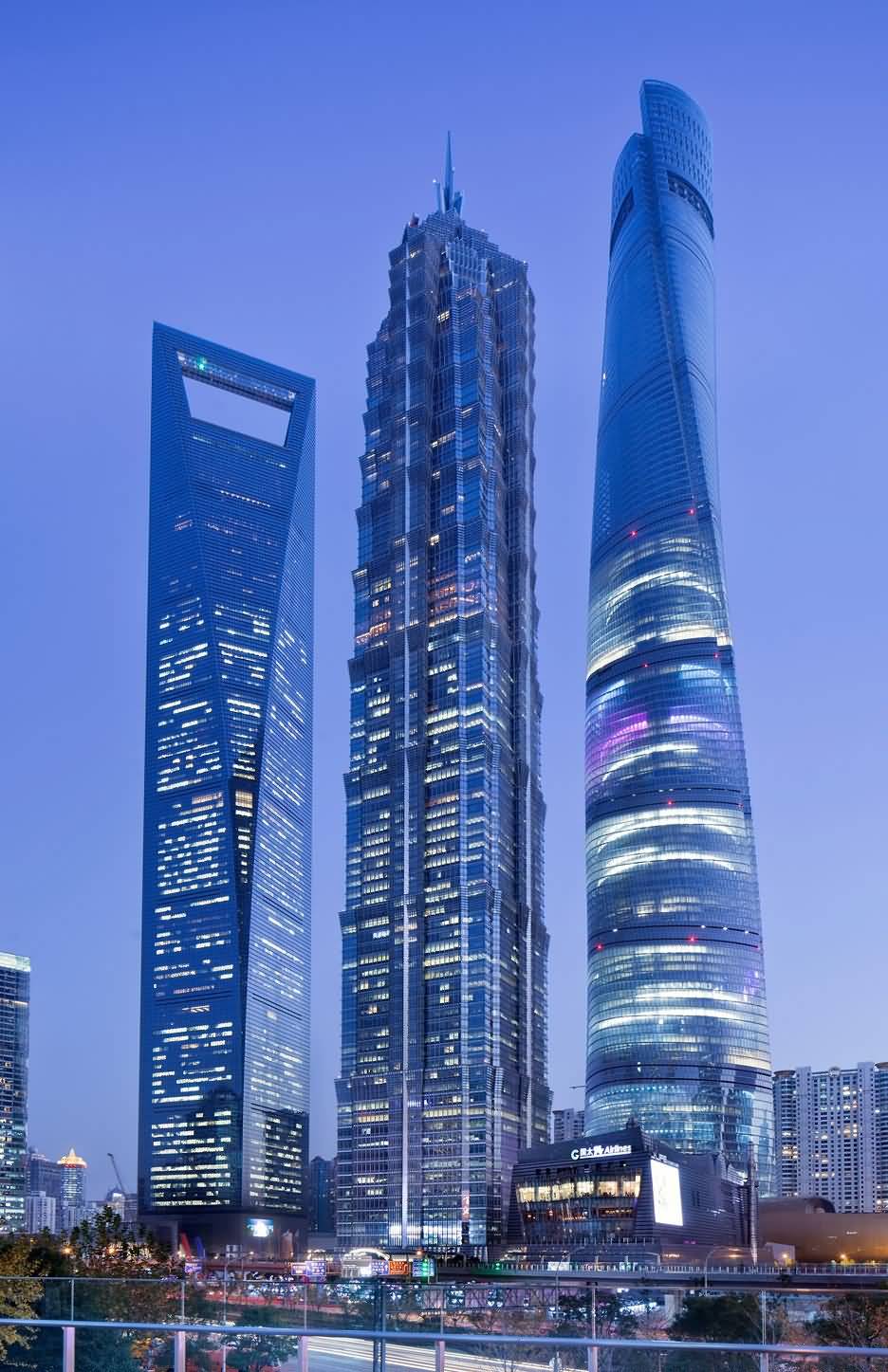Night View Of The Shanghai Tower