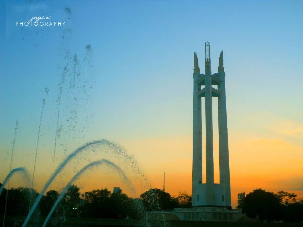 Quezon Memorial Shrine Sunset View