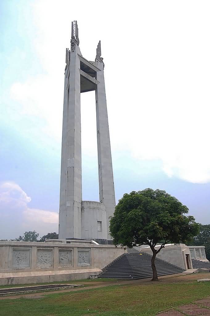 Side View Of Quezon Memorial Shrine At Quezon City Memorial Circle