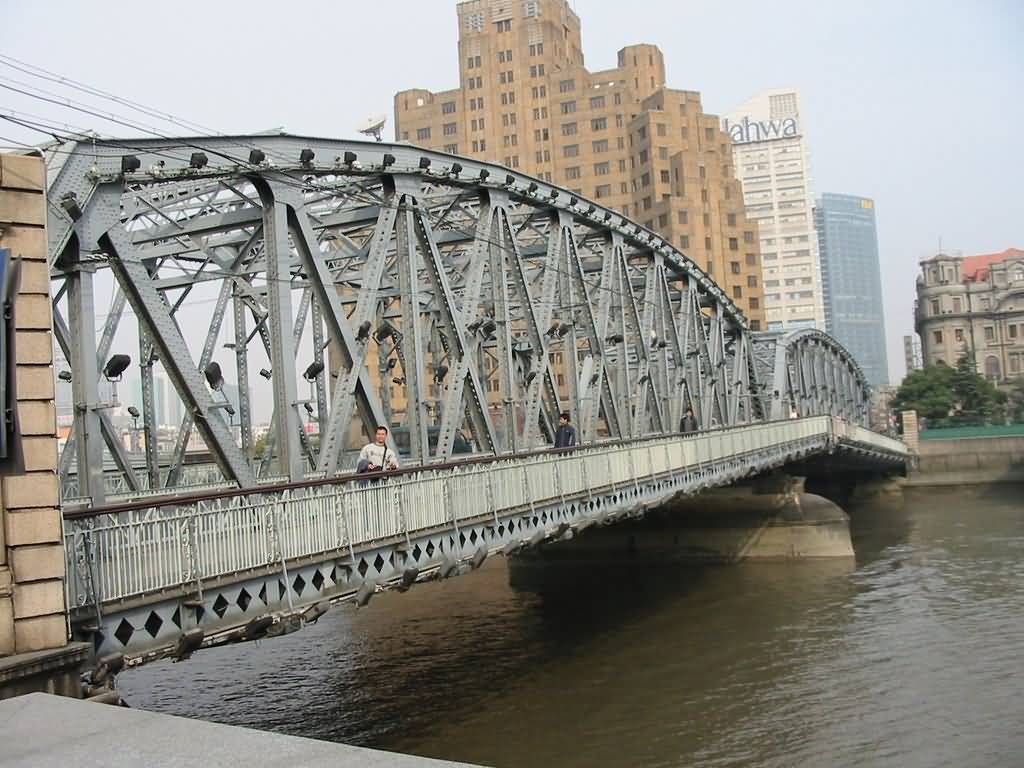 Waibaidu Bridge In Shanghai Day Time Picture