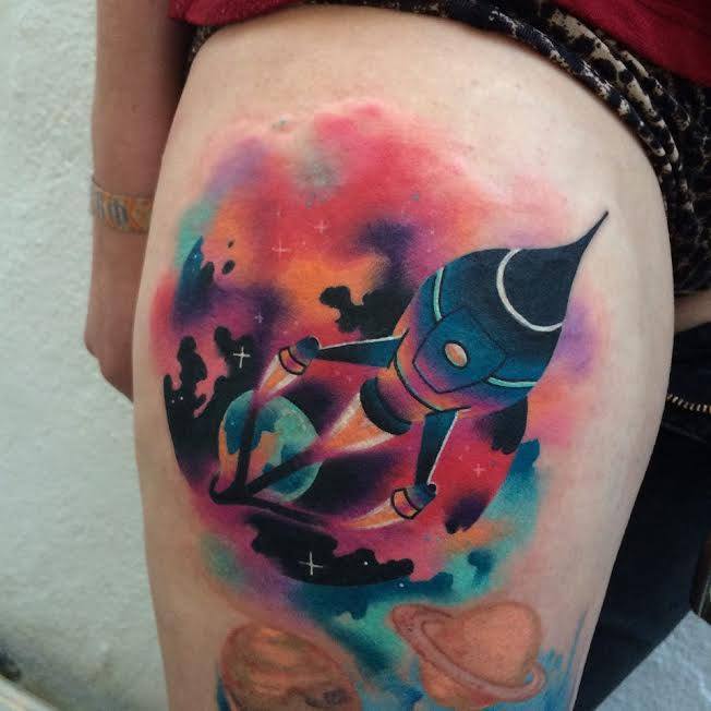 Abstract Rocket Tattoo On Right Thigh