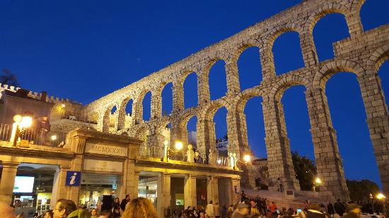 Aqueduct Of Segovia Lit Up At Night