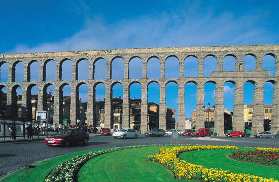 Aqueduct of Segovia And Garden Picture