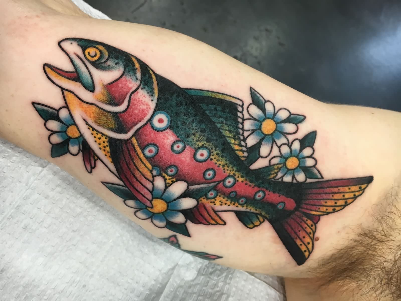 Attractive Traditional Fish Tattoo On Man Right Bicep By Kohen Meyers