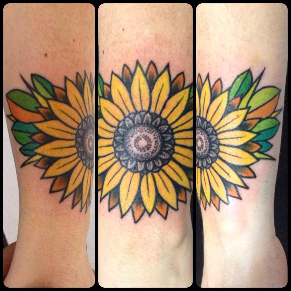 Cool Sunflower Tattoo Design For Leg