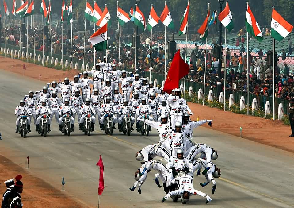 Daredevil Motorcycle Riders Perform During The Full Dress Rehearsal For The Republic Day In New Delhi