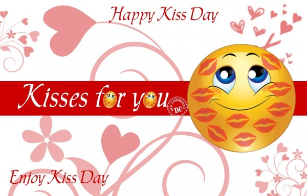 Happy Kiss Day 2017 Kisses For You Emoticon Picture