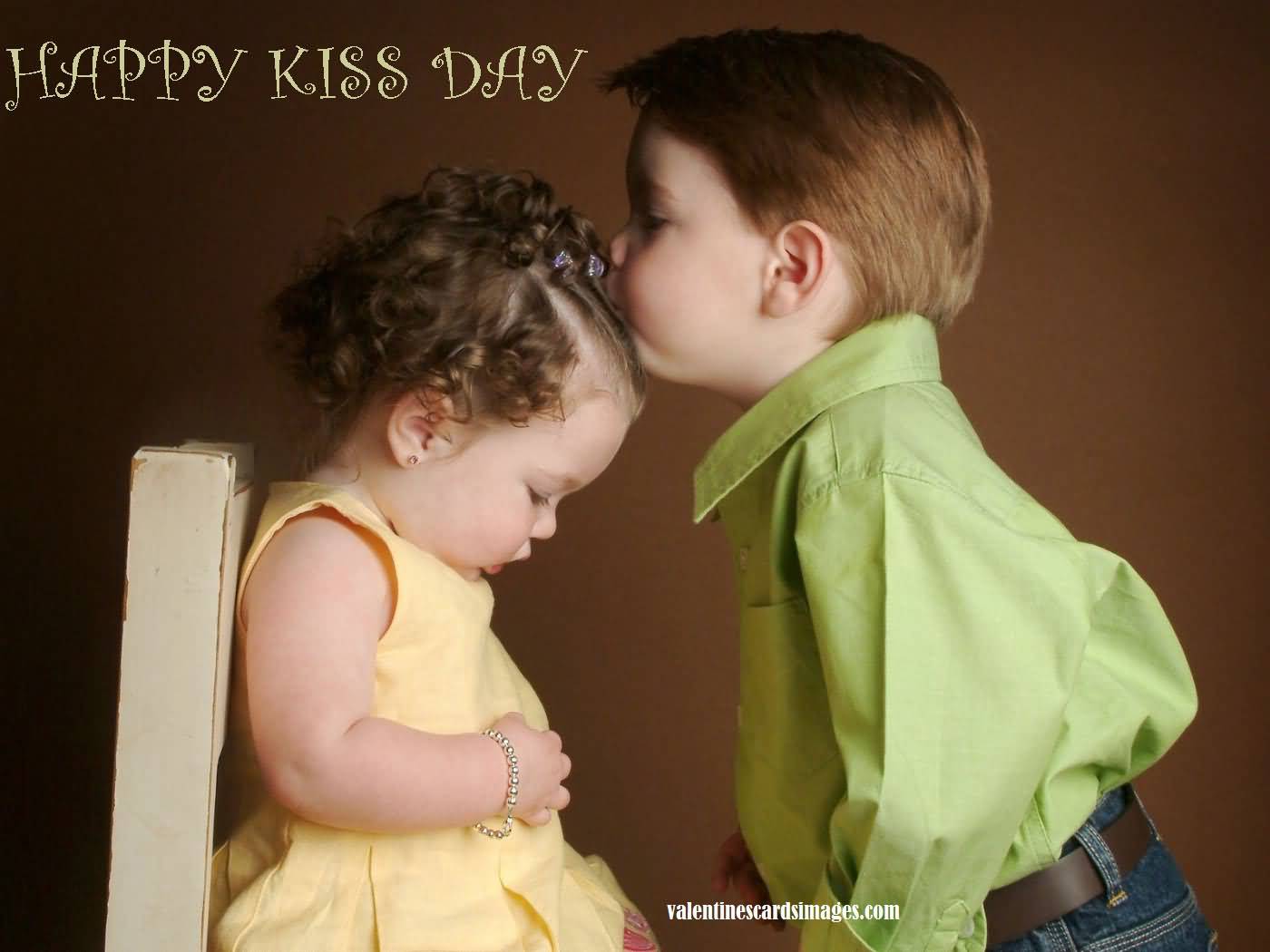 Happy Kiss Day Kids Kissing Card